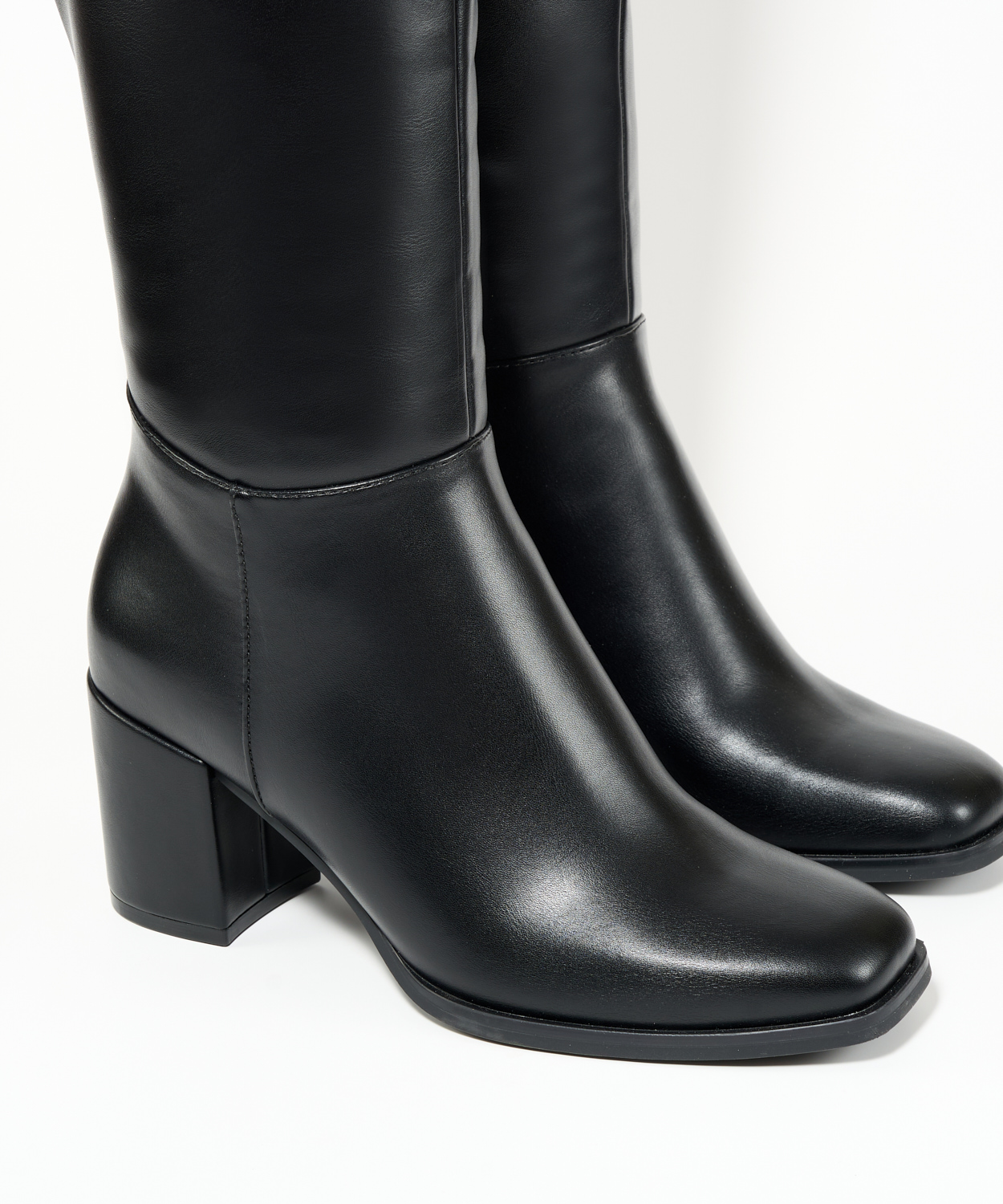 Botas altas salto bico quadrado image number null